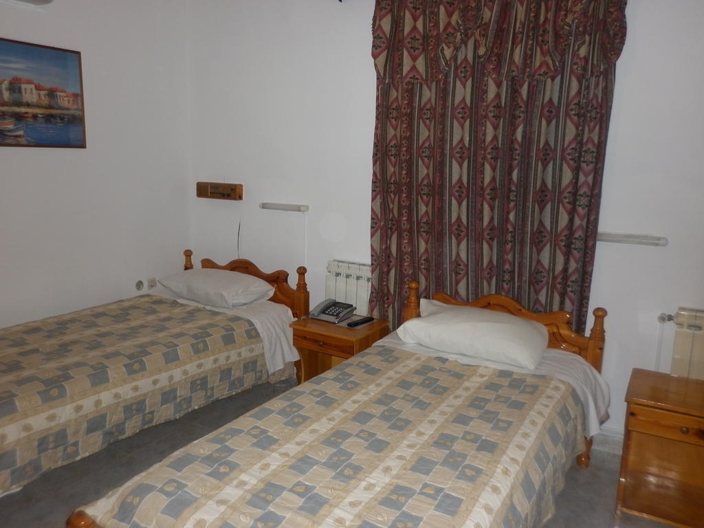 Miramare Hotel Lakkíon Chambre photo