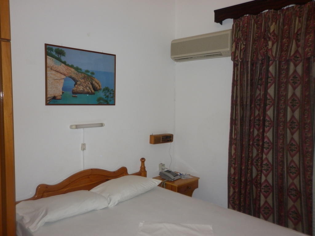 Miramare Hotel Lakkíon Chambre photo