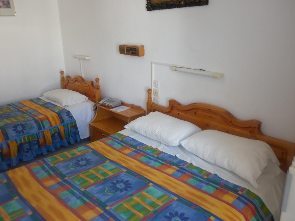 Miramare Hotel Lakkíon Chambre photo