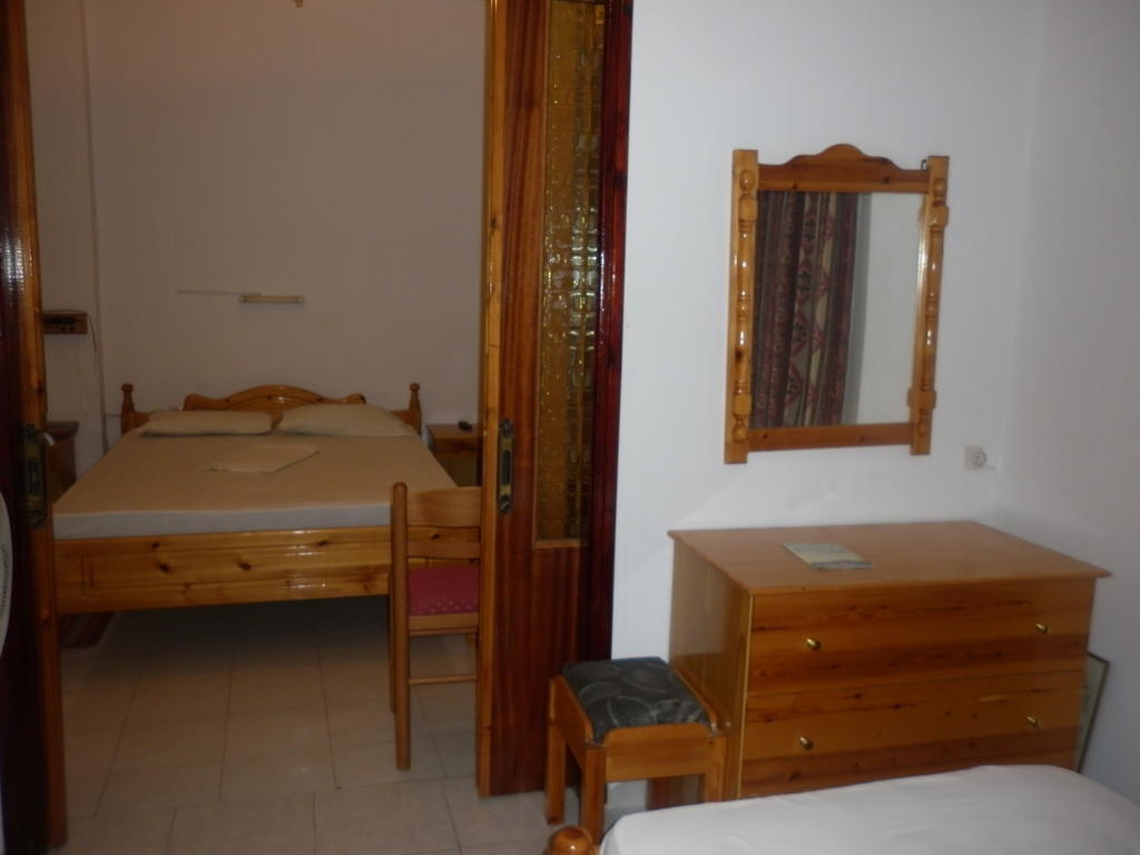 Miramare Hotel Lakkíon Chambre photo